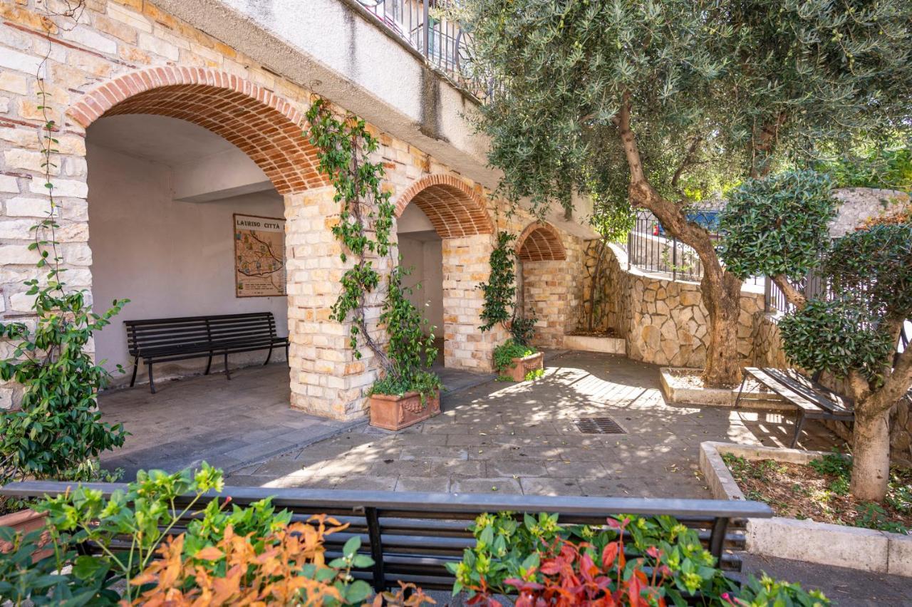 Piazza Laurino Apartments Basic Excursions Alto Cilento Cammino Giubilare Di Santelena Exterior photo