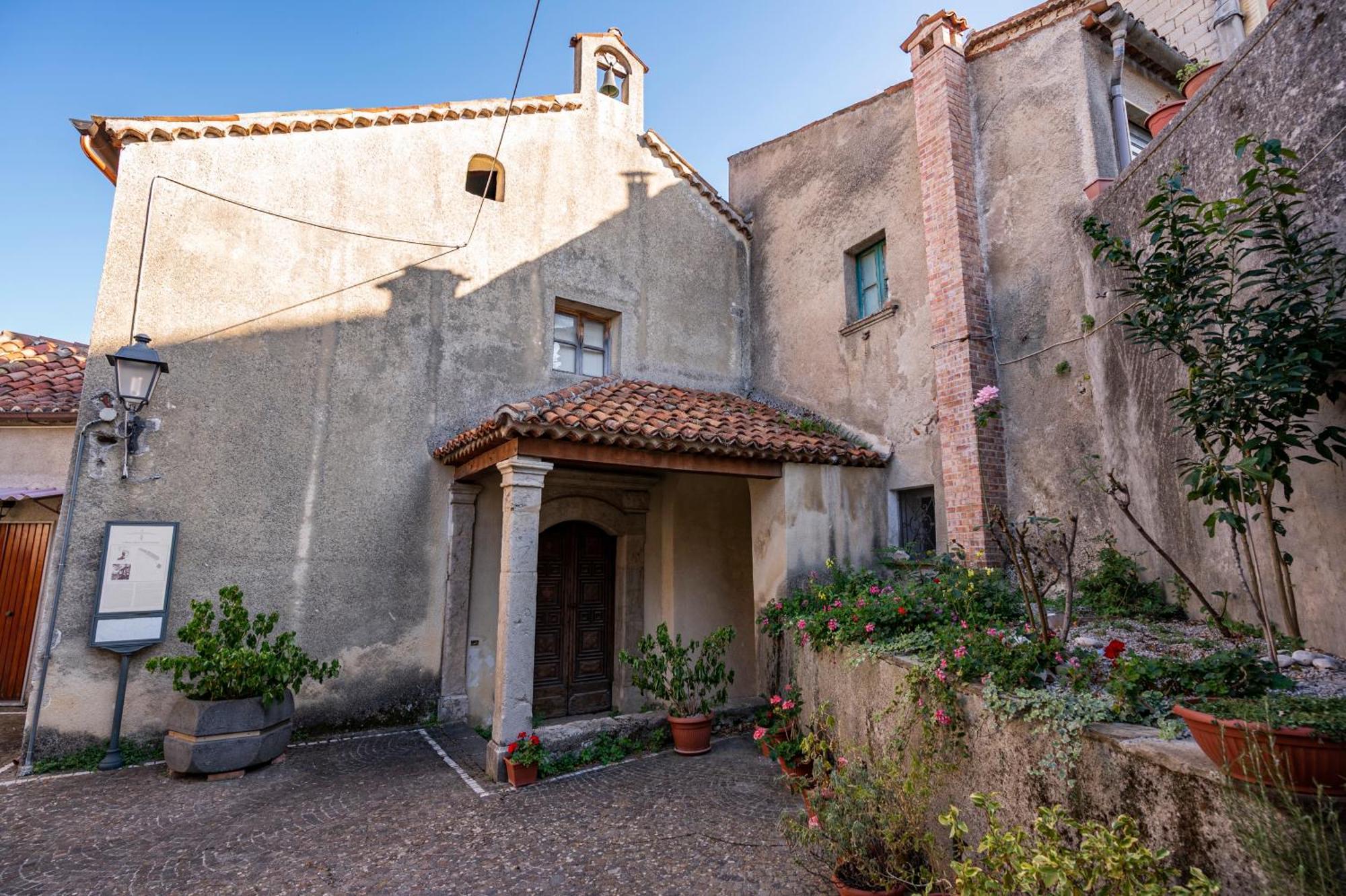 Piazza Laurino Apartments Basic Excursions Alto Cilento Cammino Giubilare Di Santelena Exterior photo