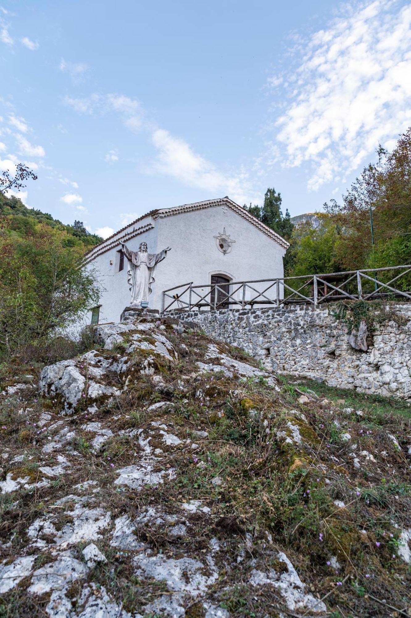 Piazza Laurino Apartments Basic Excursions Alto Cilento Cammino Giubilare Di Santelena Exterior photo